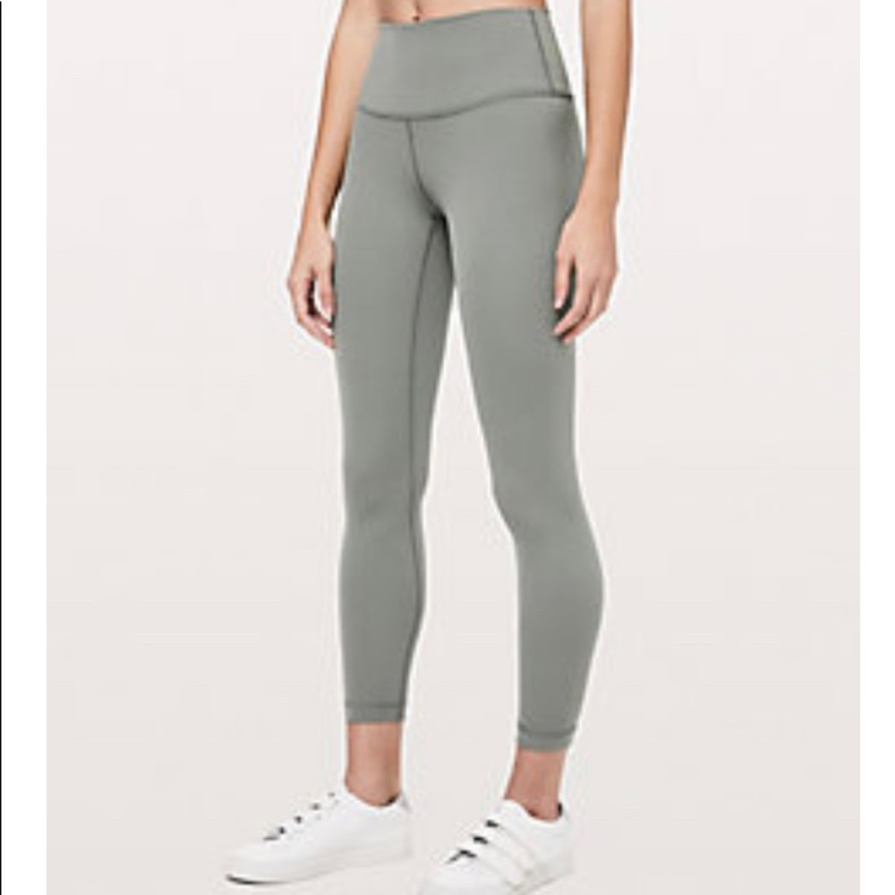 Wunder Under High-Rise Leggings - size 6 - Sage